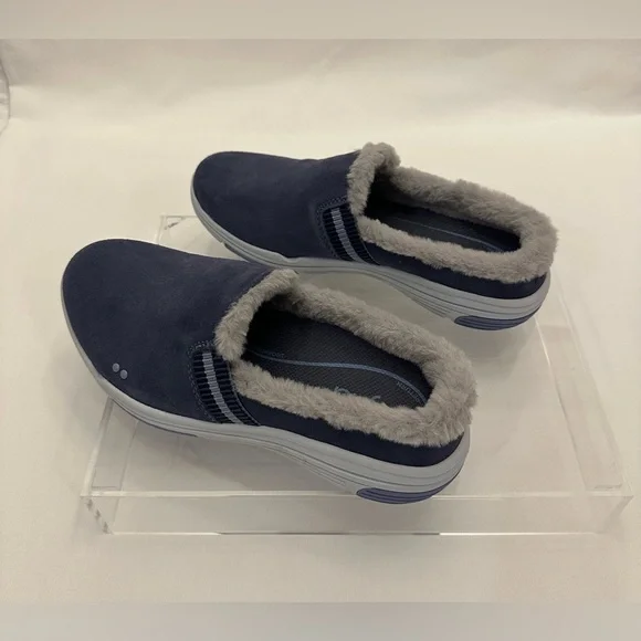 Ryka Alaska Lifestyle Slip On Mules. In Folk Blue. Size 7.5W - Picture 2 of 8